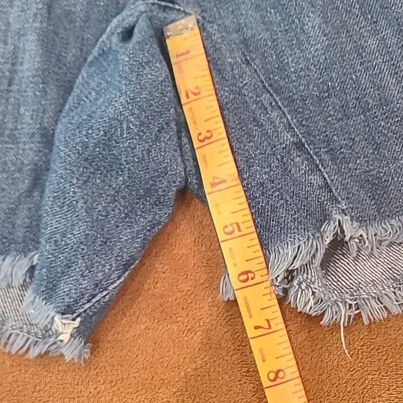 Free People Medium Wash Blue Button Fly High Rise Baggy Shorts Women's Size 4 - Picture 8 of 12